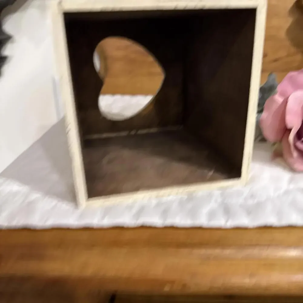 Vintage Hand Painted Wooden Tissue Box Teddy Bear & Rose Heart Cottage Country